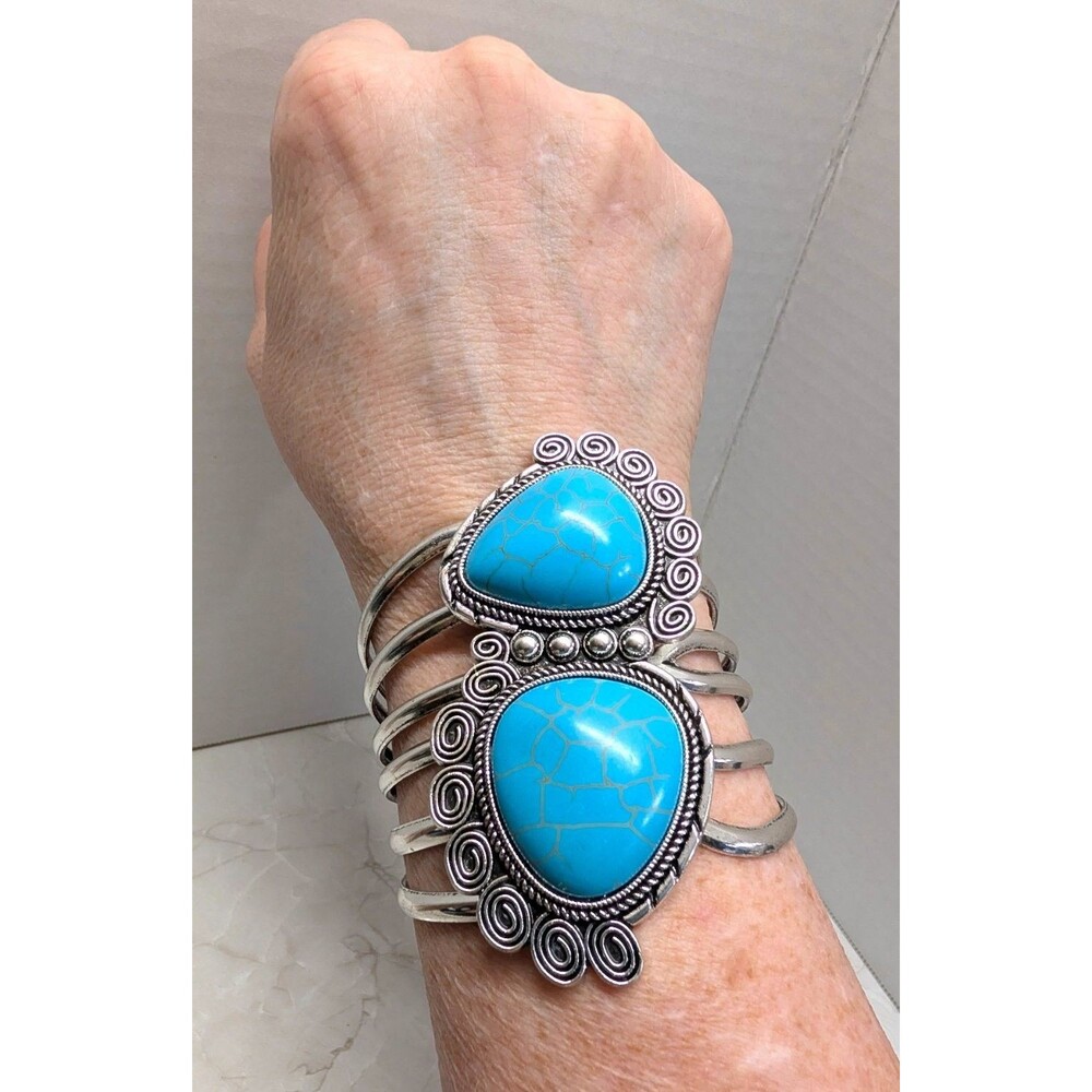 New Large Chunky Faux Turquoise Western Statement Cuff Bracelet Silvertone Boho